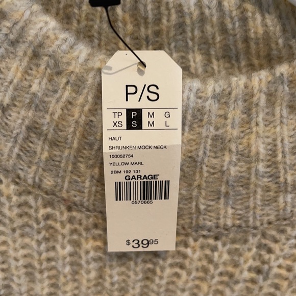 Garage Sweater - Picture 3 of 3